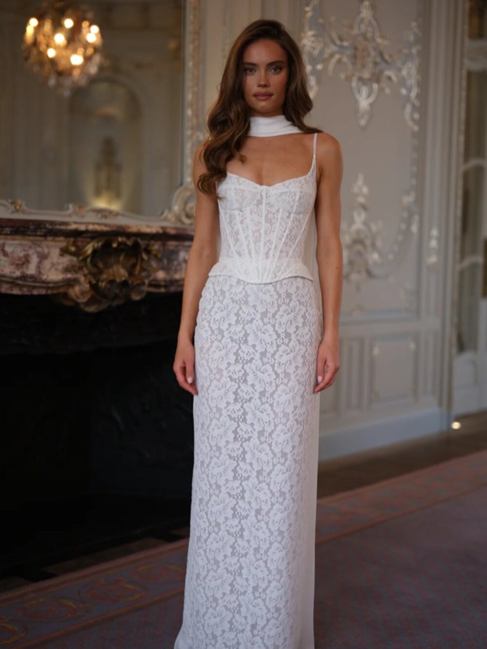 Rosie Etienne Penelope Lace Gown - Picture 4 of 8